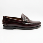Zapato castellano burdeos de piel para hombre, perfil lateral